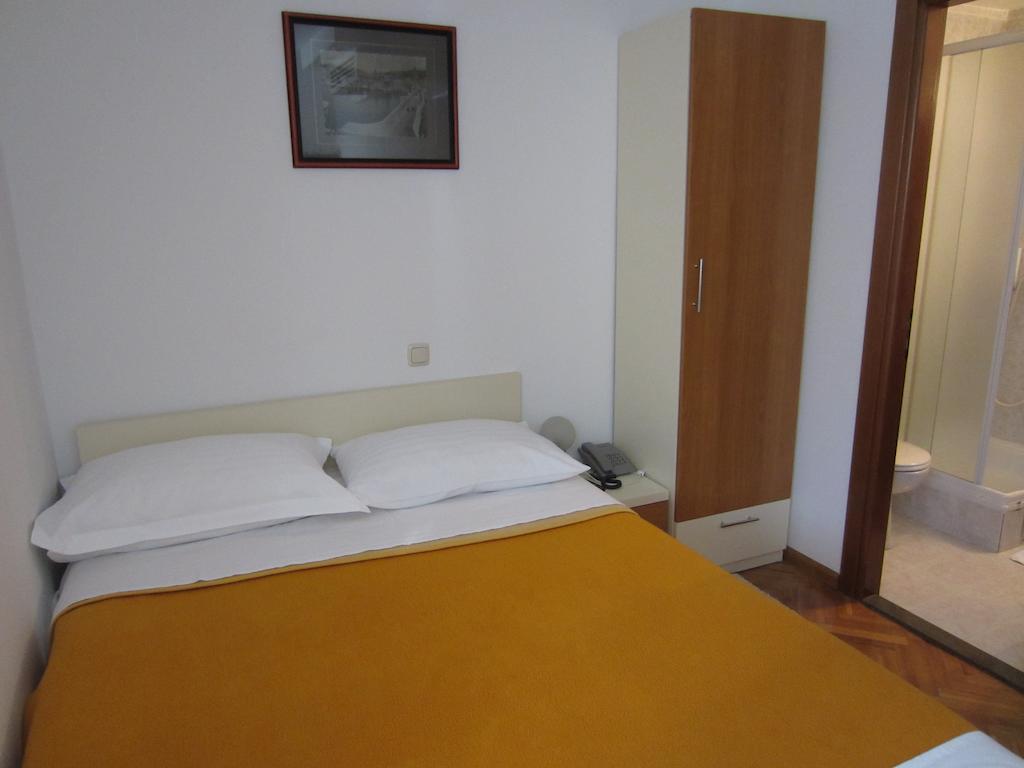 Hotel Concordia Trogir Room photo